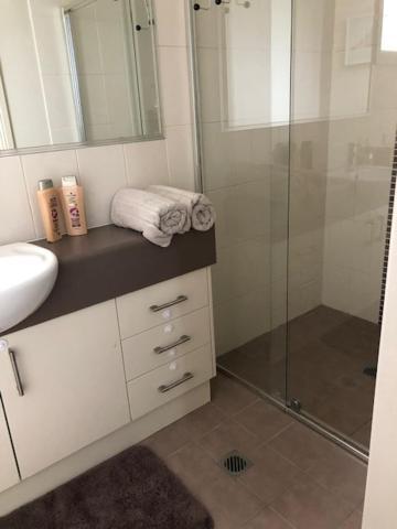 Central Executive 3Br Townhouse 50M To Dean Street Albury Exterior foto