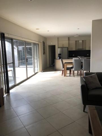 Central Executive 3Br Townhouse 50M To Dean Street Albury Exterior foto